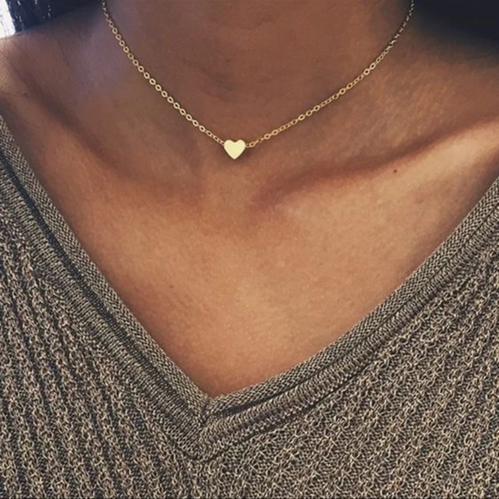 Boho heart minimalist charm necklace - Picture 2 of 2